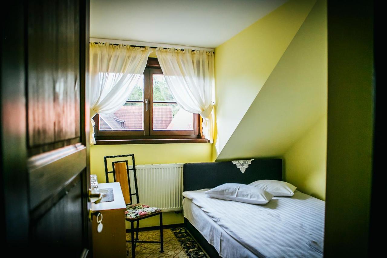Hotel Pirciupio Karcema à Pirciupiai Extérieur photo
